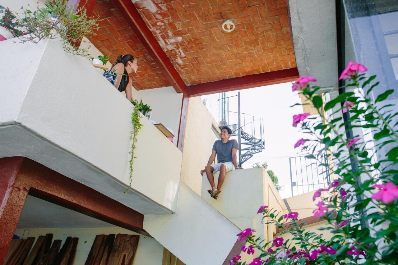 Residencia Artistica Hostel Puerto Escondido  Exterior photo