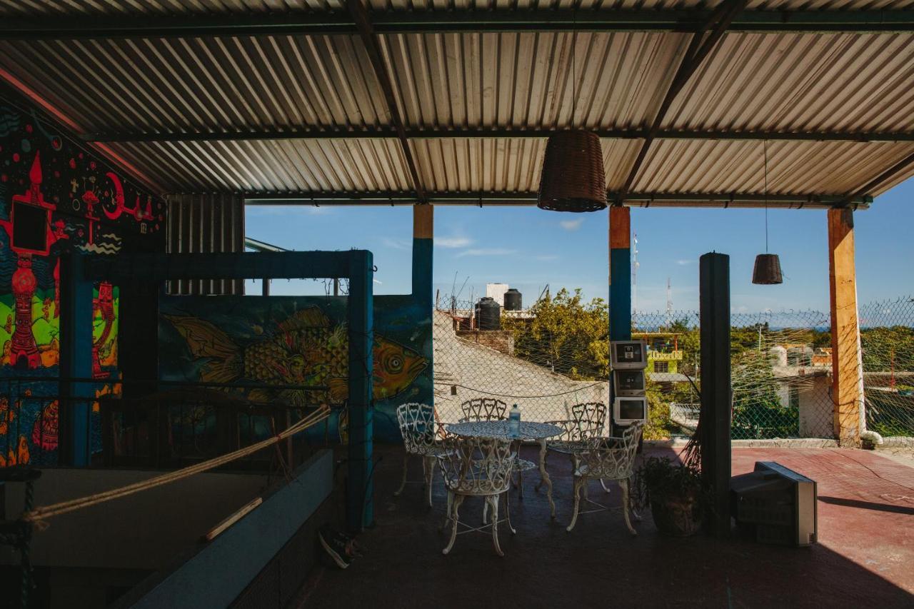 Residencia Artistica Hostel Puerto Escondido  Exterior photo