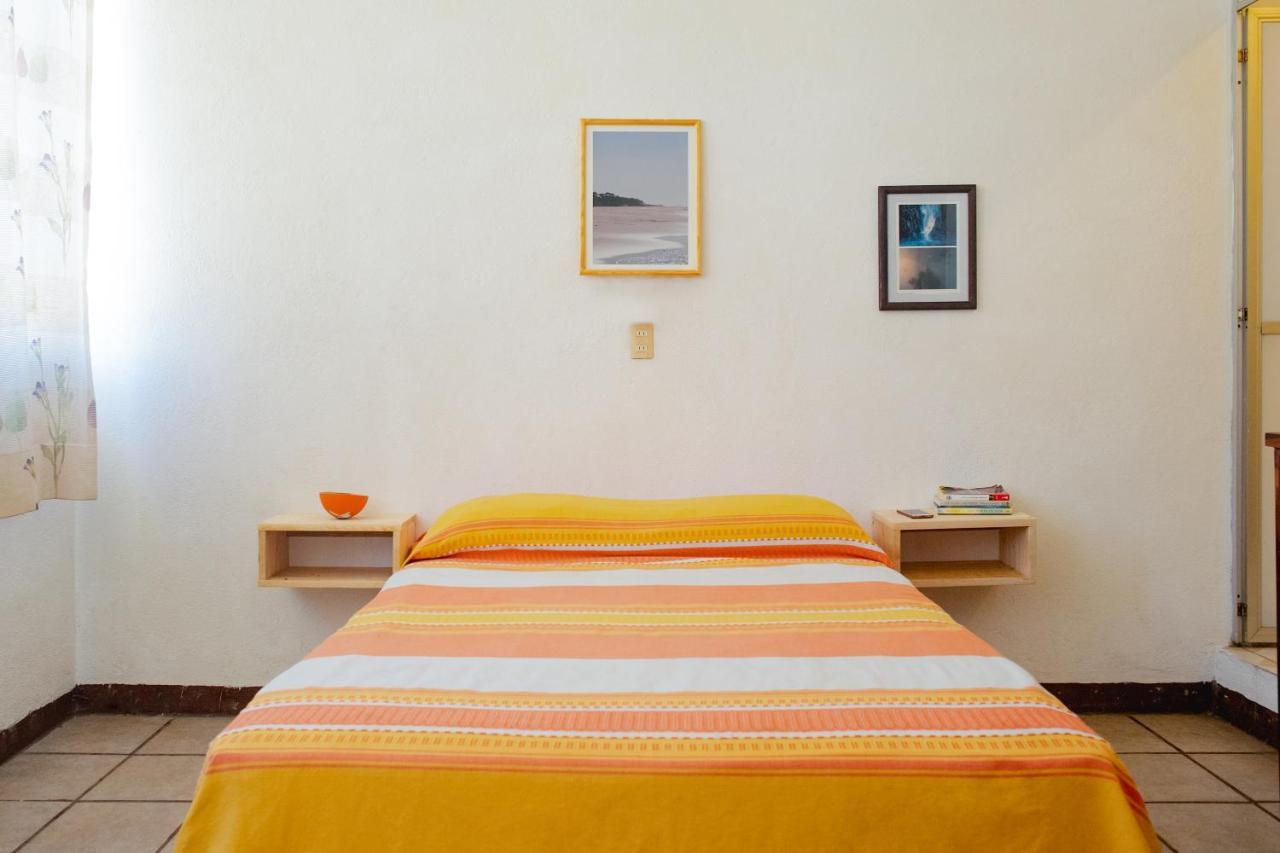 Residencia Artistica Hostel Puerto Escondido  Exterior photo