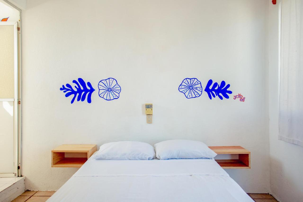 Residencia Artistica Hostel Puerto Escondido  Exterior photo