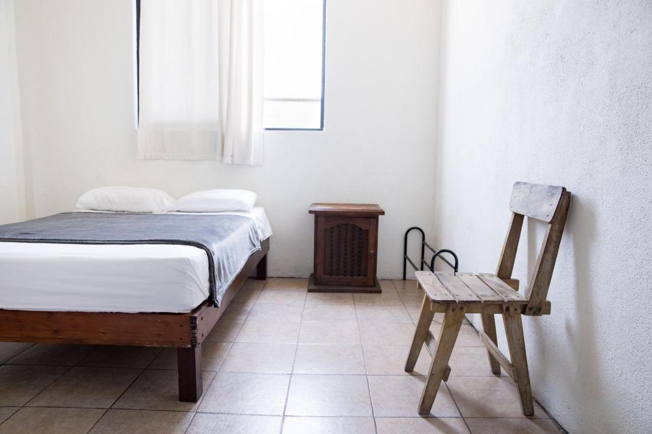 Residencia Artistica Hostel Puerto Escondido  Exterior photo