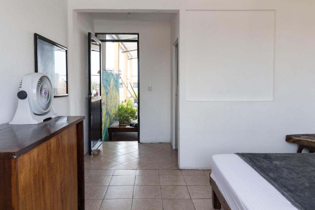 Residencia Artistica Hostel Puerto Escondido  Exterior photo